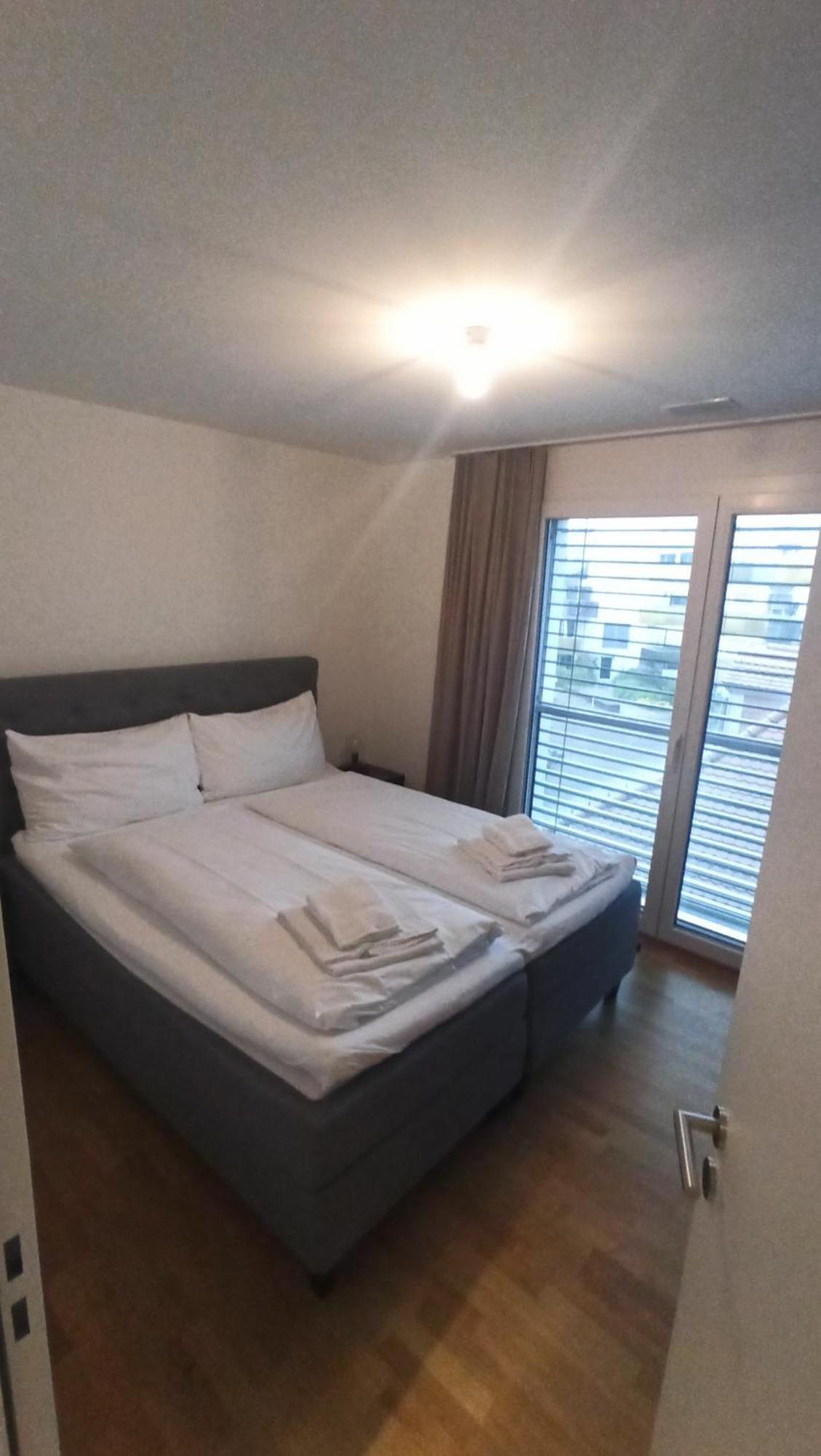 Apartment Spedition トゥーン エクステリア 写真